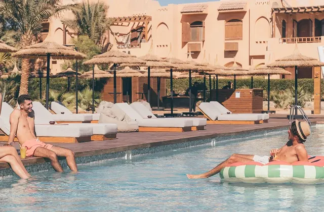 Cook's Club Pool
