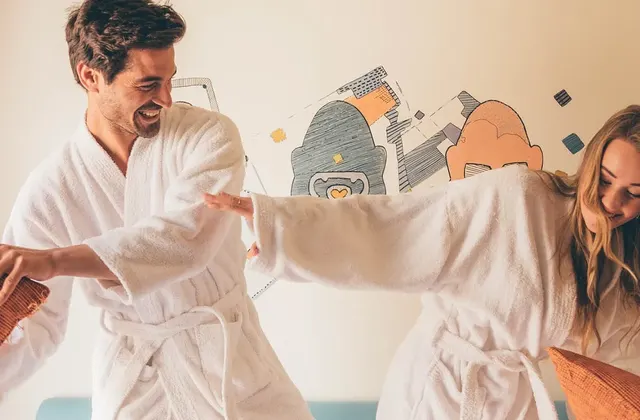 Couple in Turtle's Inn Room